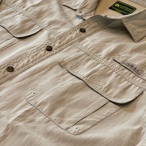 G. H. Bass & Co Explorer MEN short sleeve shirt. Color Khaki Size XL
